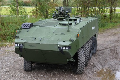Испания примет на вооружение новую боевую машину на базе бронетранспортера Piranha 5