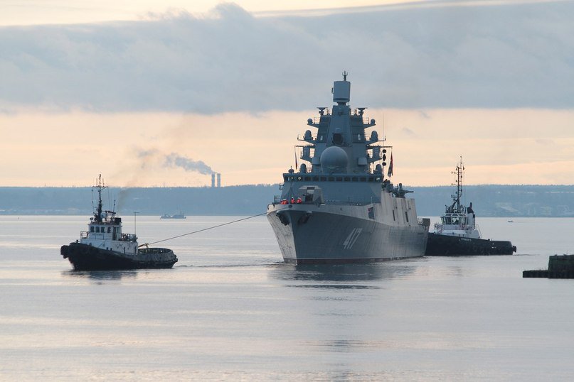 Фрегат Адмирал Горшков прибыл в Северодвинск