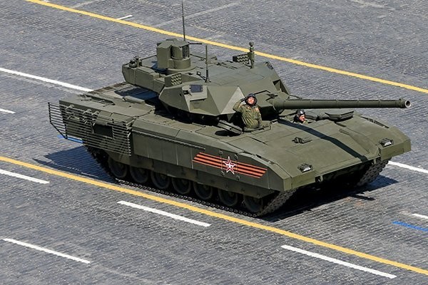 Россия начала испытания танков-невидимок