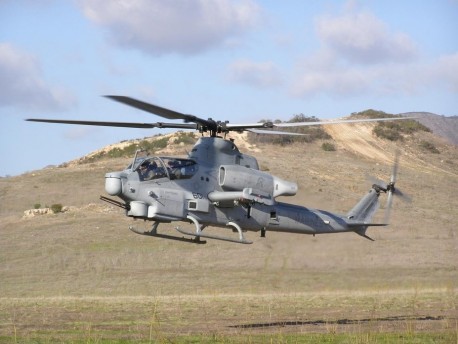 Ударный вертолет Bell AH-1Z VIPER