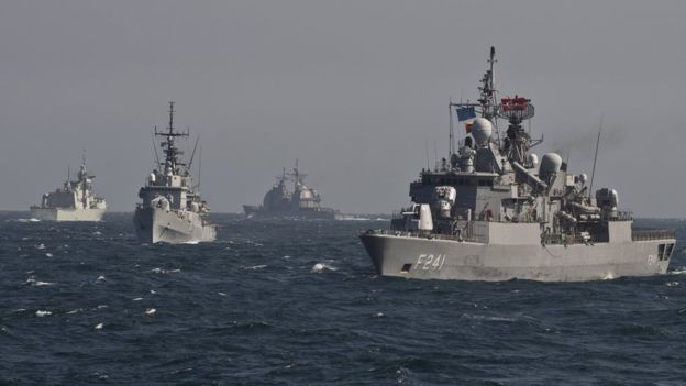 Турция отказалась пропускать боевые корабли НАТО