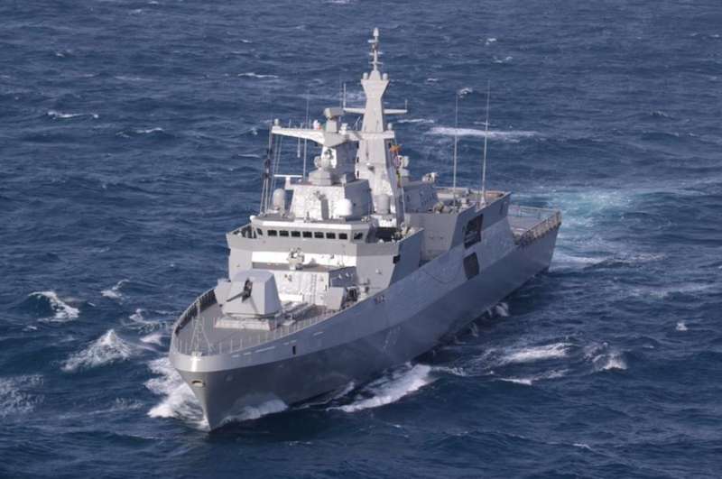 ВМС Алжира получили первый фрегат МЕКО А200 АN