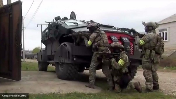 Во время спецоперации ФСБ в Дагестане был замечен новый бронеавтомобиль «Фалькатус»