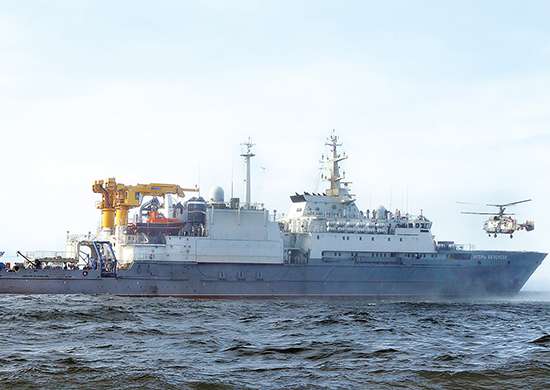 Латвия "озабочена" появлением российского спасательного судна в 5 милях от морских границ страны
