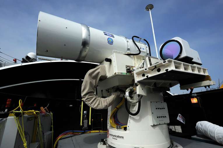 Пентагон пообещал к 2021 г. разработать противоракетные лазеры