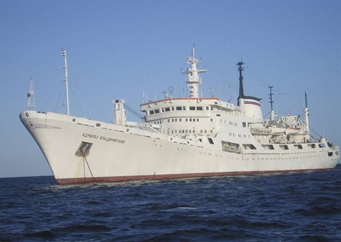 Океанографическое судно ВМФ РФ «Адмирал Владимирский» произвело промер глубин на переходе из Балтики в Средиземное море