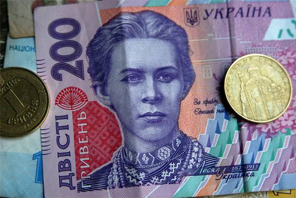 Украинская гривна показала исторический антирекорд стоимости