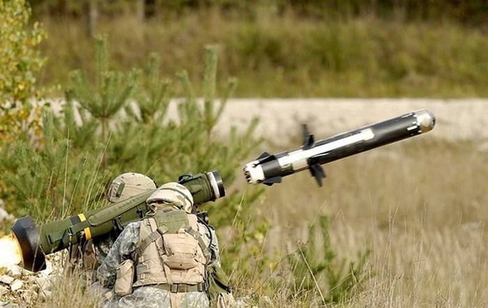 ВСУ будут готовить операторов американских ПТРК Javelin за границей