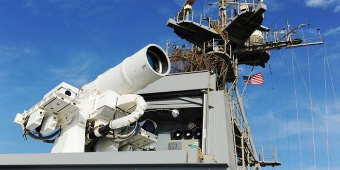 ВМС США испытают боевой лазер нового поколения