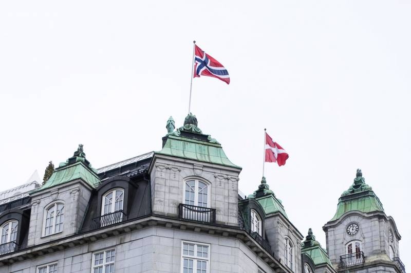 Власти Норвегии приостановили действие лицензий на экспорт вооружений в ОАЭ