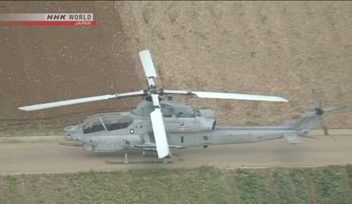 Япония потребовала от США приостановить полеты военных вертолетов AH-1