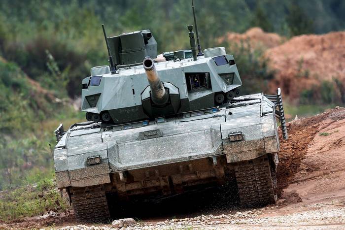 Источник: серийное производство танков "Армата" начнется в 2020 году