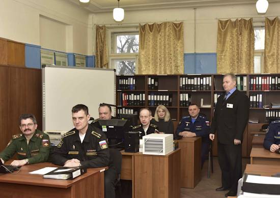 Военно-морская академия подготовила 200 специалистов для сферы гособоронзаказа