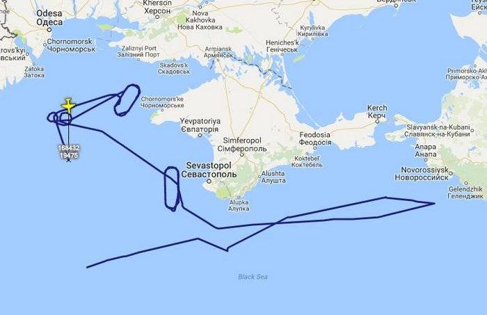 Самолет ВМС США провел разведку вблизи Крыма