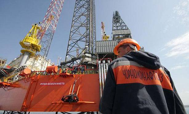Украина обвиняет Россию в "незаконности" добычи 7,2 млрд кубометров газа