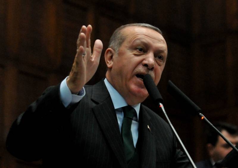 Перед поездкой в Италию Эрдоган ответил на вопросы журналистов