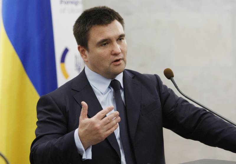 Глава МИД Украины рассказал, к чему приведет отмена антироссийских санкций
