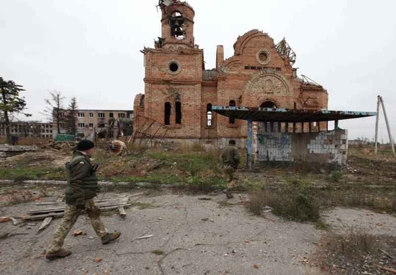 ВСУ за сутки 18 раз нарушили перемирие в Донбассе