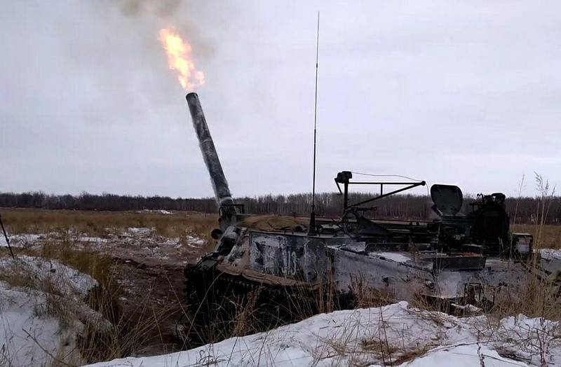 На Тоцком полигоне ЦВО прошли учения расчетов 240-мм самоходных минометов 2С4 «Тюльпан»