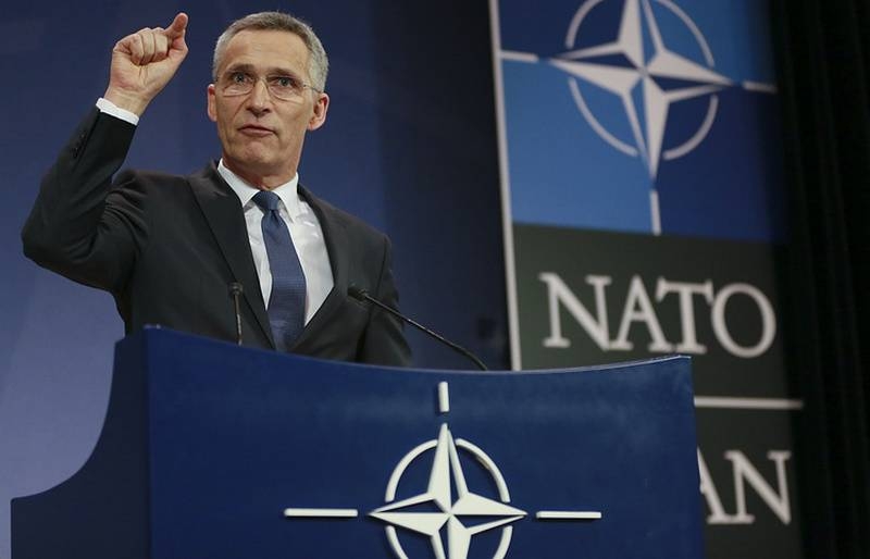 НАТО сокращает состав миссии РФ при альянсе на 10 человек
