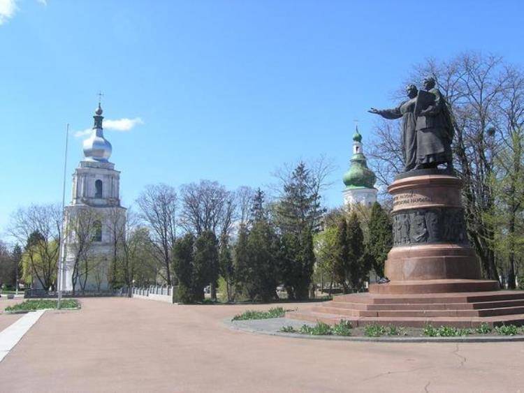 В Киеве призвали к демонтажу «позорного памятника» российско-украинской дружбе
