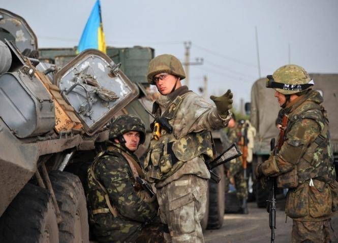 РСЗО и 4 вагона солдат дополнительно. ВСУ готовятся к «урегулированию» в Донбассе