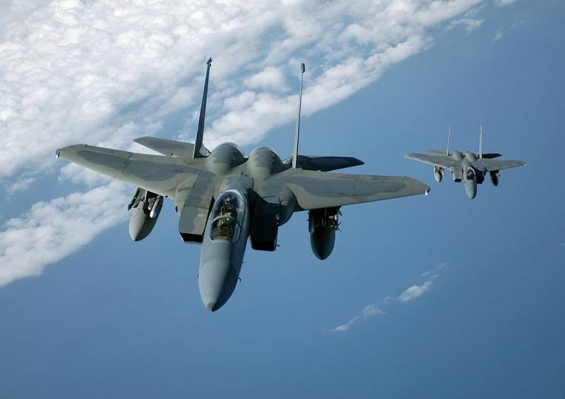 Американские F-15 возобновили полёты в Японии после крушения