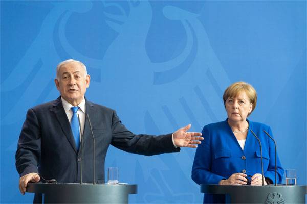 Меркель - Нетаньяху: Помним о Холокосте, но разрыв соглашения с Ираном не поддержим