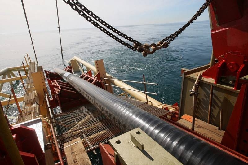 Газпром возобновил укладку второй нитки газопровода "Турецкий поток"
