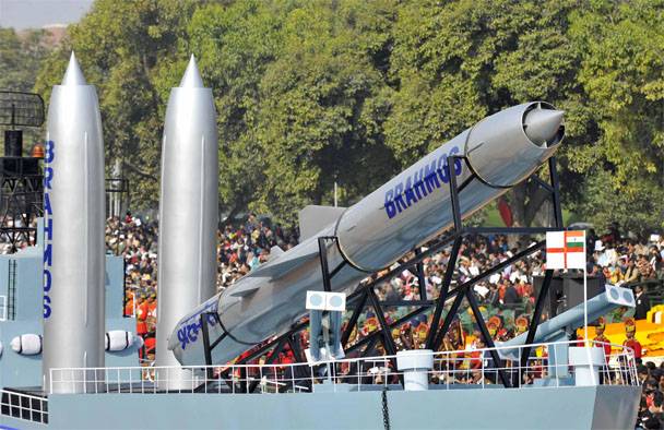 Доработка напильником. Индия решила усовершенствовать ракеты "БраМос"