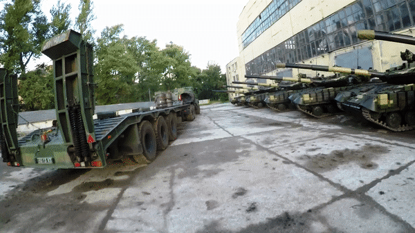 Это не заброшенная база. В Киеве прокомментировали ролик о «бесхозных» танках