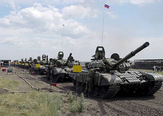 Булгаков: Россия лидирует по количеству переданной в войска бронетехники