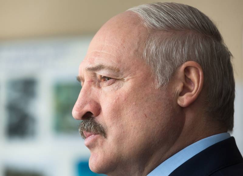 Лукашенко сменил верхушку правительства. Наплевал на тезис про коней на переправе?