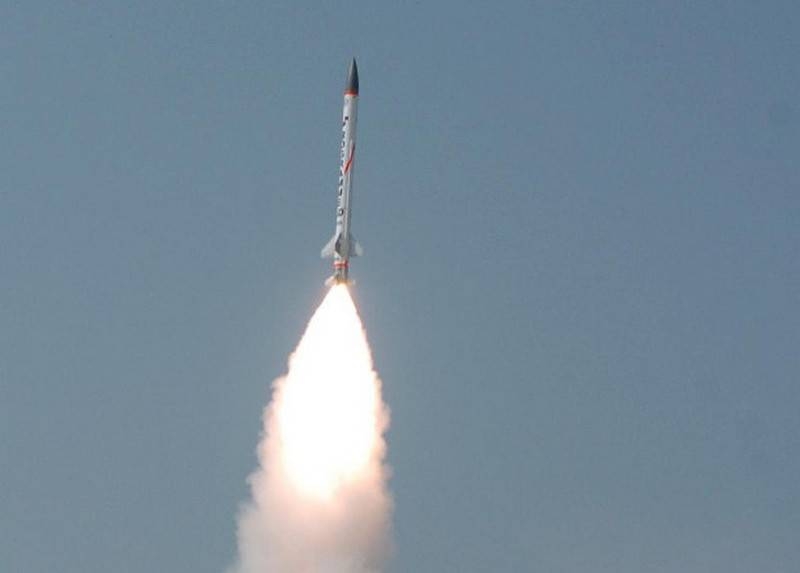 В Индии провели успешное испытание ракеты системы ПРО AAD