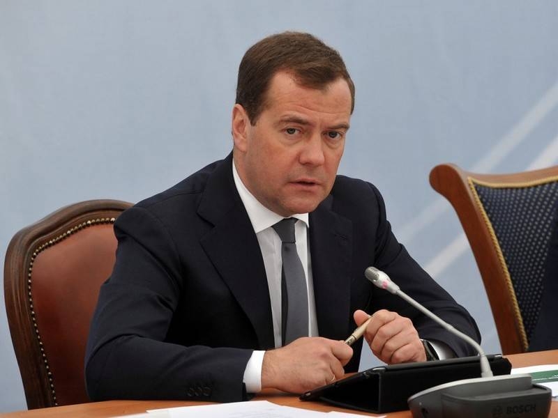 Медведев: Усиление санкционного давления означает экономическую войну