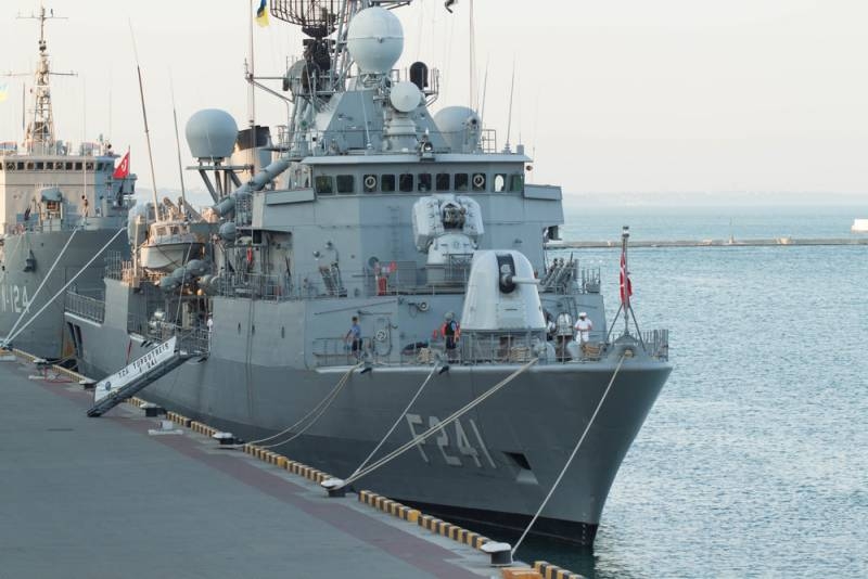 Турция проведет совместное учение в Средиземноморье