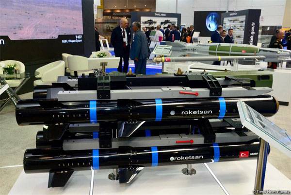 Выставка ADEX-2018 открылась в Баку. О чём договариваются "Вертолёты России"?