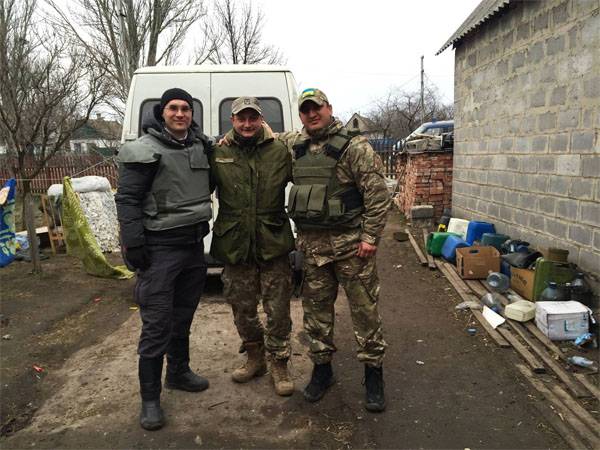 На Украине: Волонтёры - эффективный способ развала армии изнутри