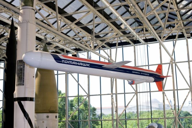 США впервые представили за рубежом Tomahawk Block IV