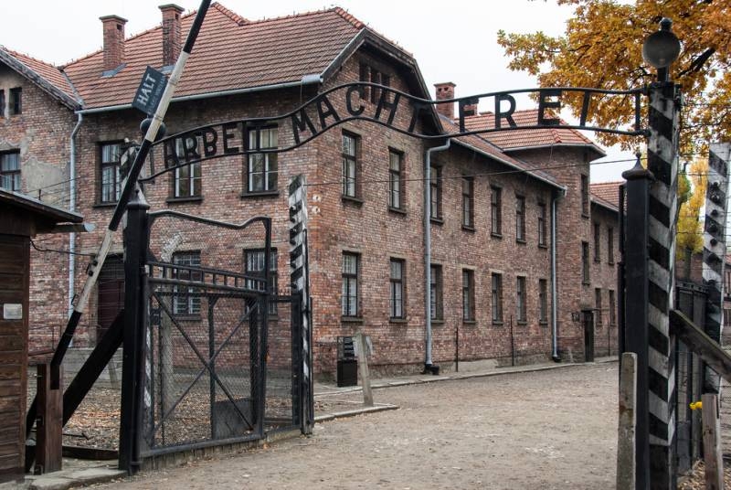 Польская прокуратура ведёт дело по украинской игре об Освенциме