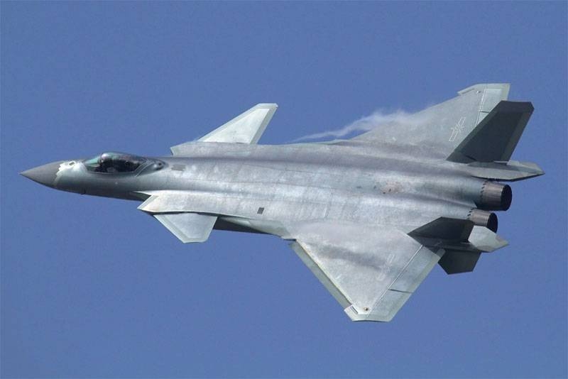 ВВС Китая впервые продемонстрировали пилотаж четвёрки Chengdu J-20
