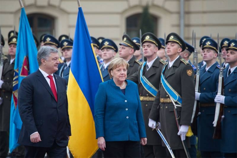 Меркель без "Слава Украине". И в Германии обсуждают