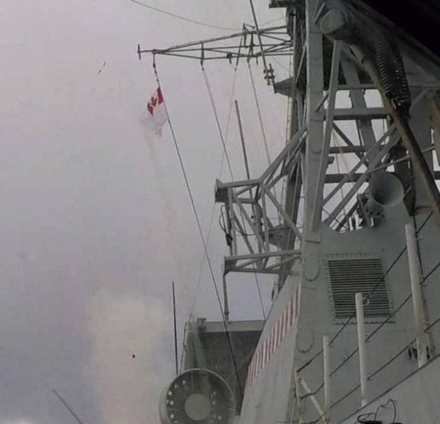 Череда пожаров на кораблях ВМС Канады во время учений