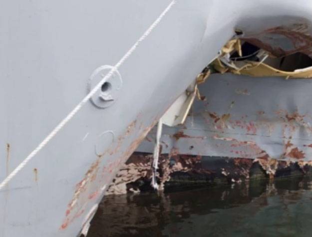 В ВМС США меняют стандарты обучения офицеров после столкновений кораблей