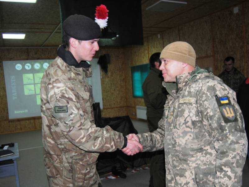 ВО-пятница: Руководство Минобороны Украины прощается с погонами