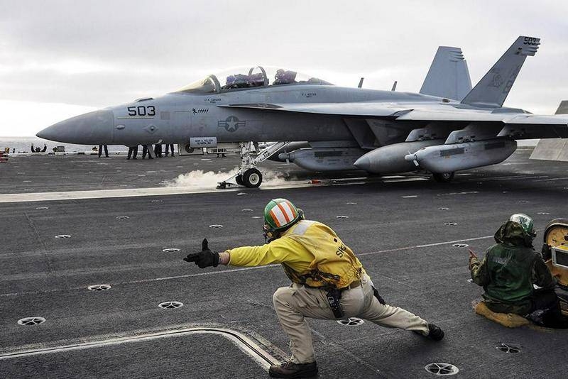 В США заявили о снижении боеготовности авиации ВМС и КМП
