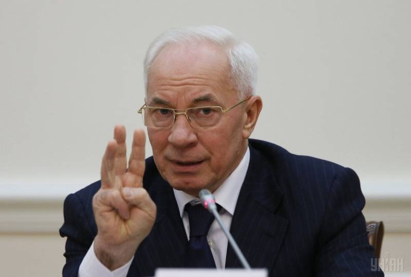 Азаров выиграл суд о частичной отмене санкций Евросоюза