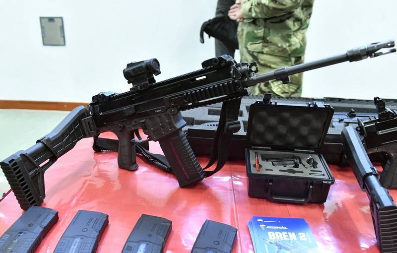 Венгерская армия приняла на вооружение "стрелковку" чешского производства