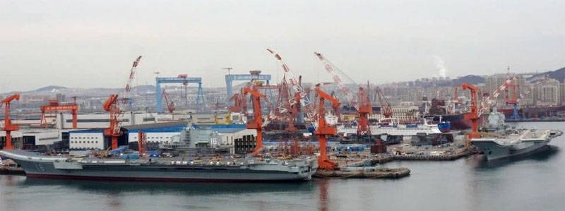 В СМИ Китая прогнозируют скорый выход авианосцев "Ляонин" и 001А в море