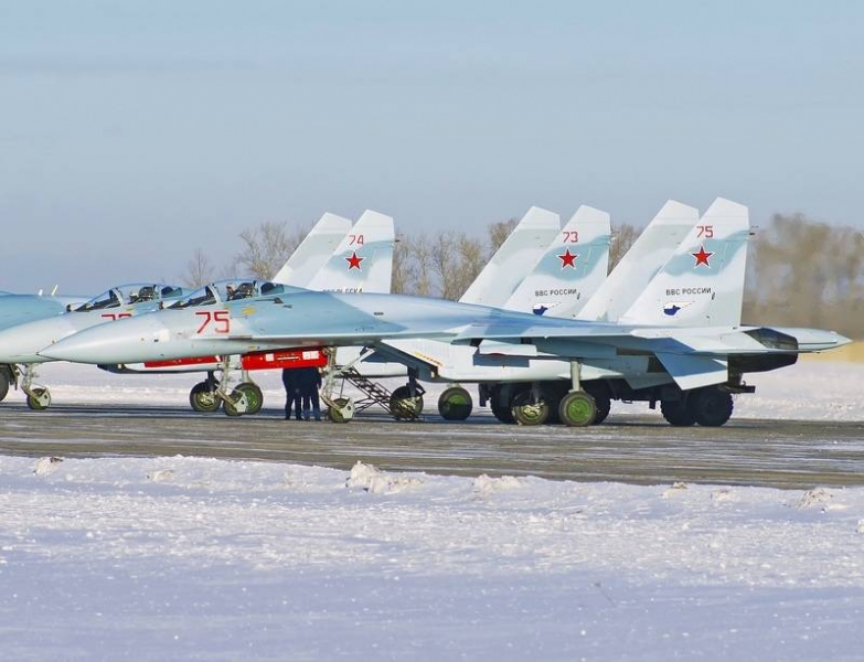 ВКС РФ получили три модернизированных истребителя Су-27СМ3